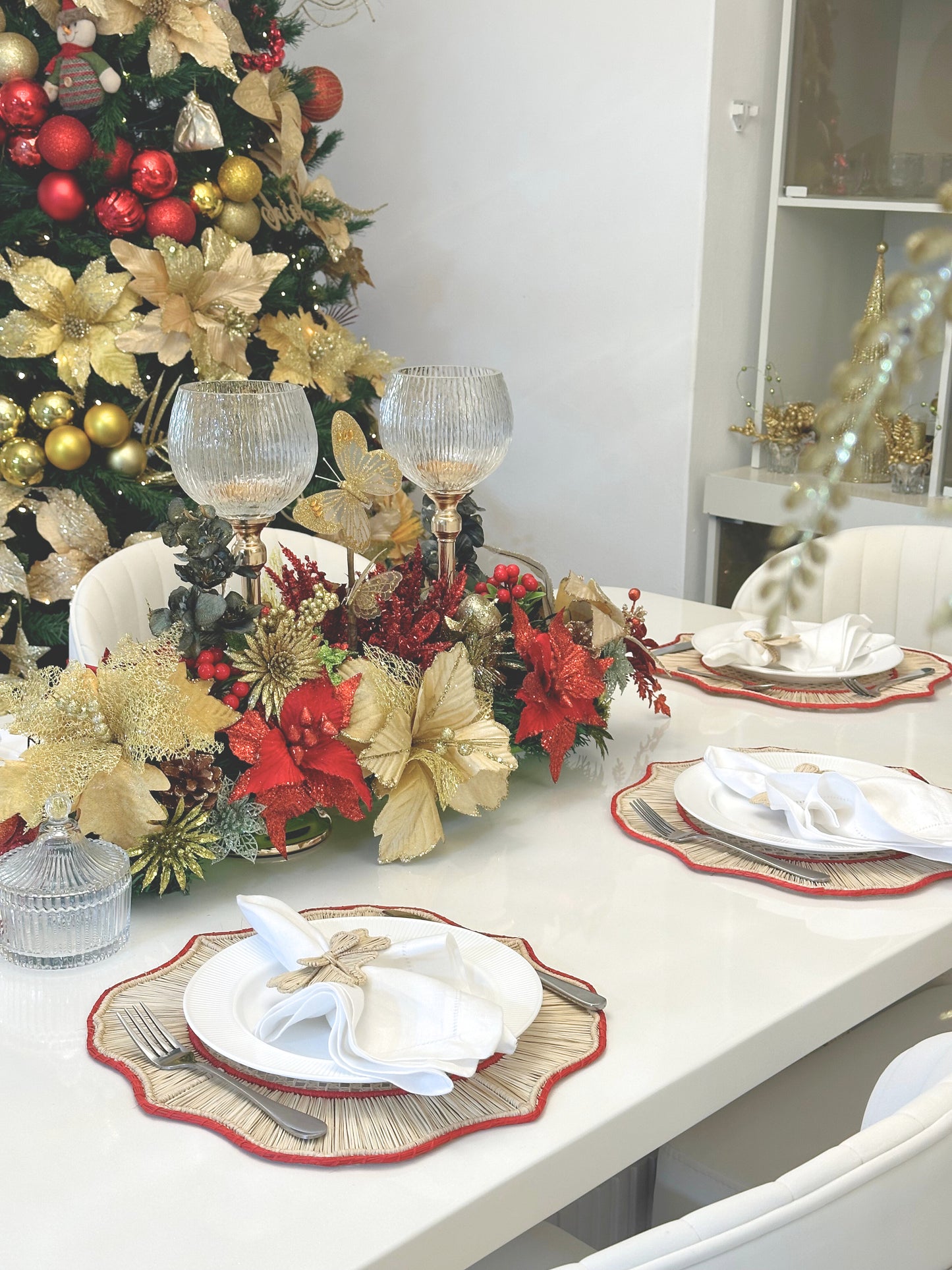 Festive Red Iraca Placemat