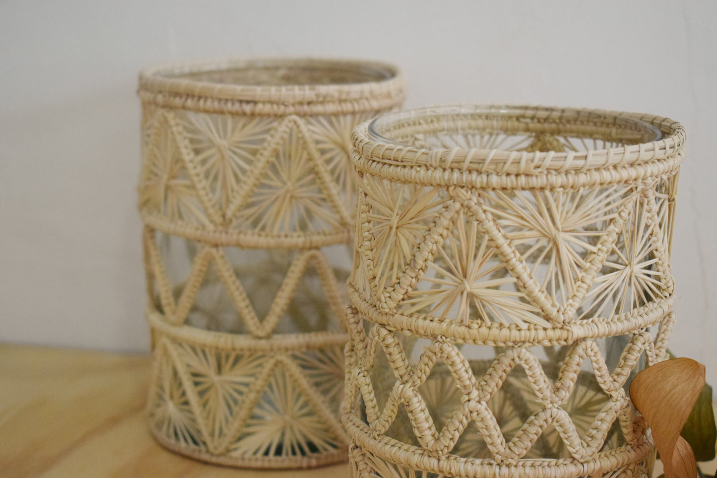 Zipacua Woven Glass Vase