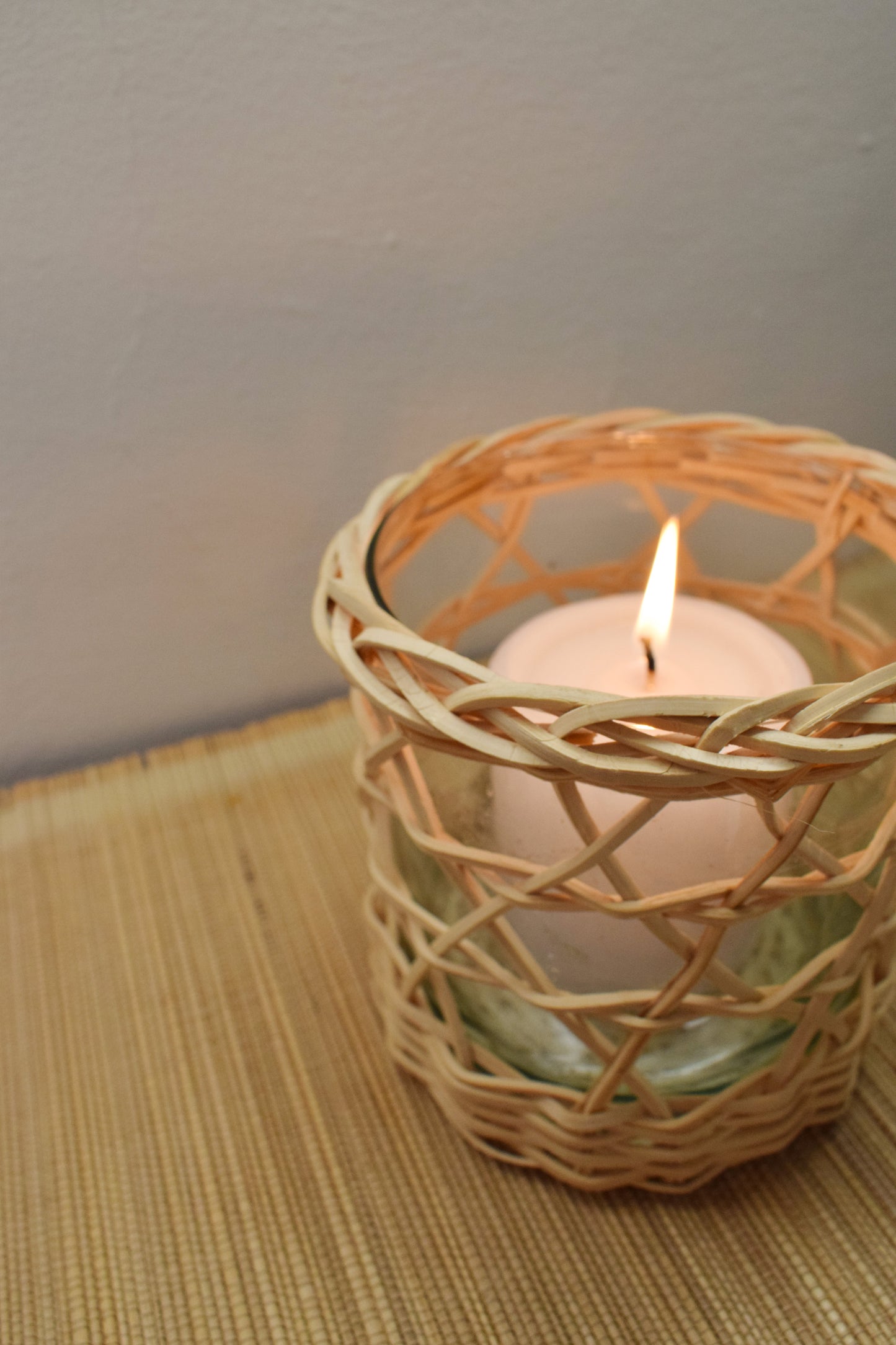 Oca Woven Glass Vase