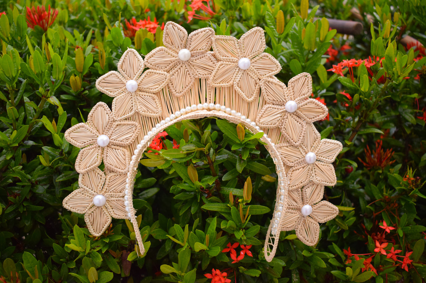 Flower Iraca Headpiece