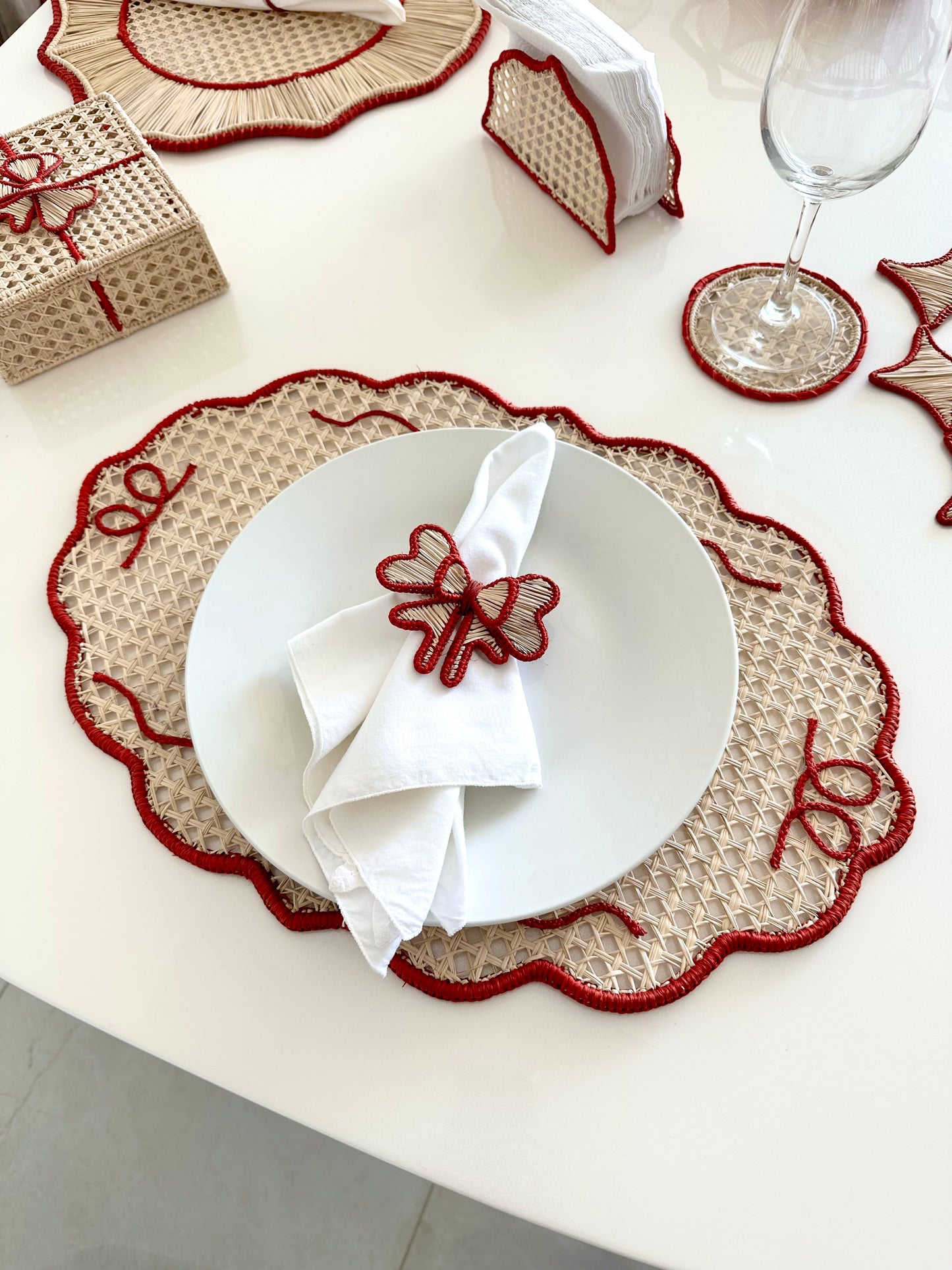Red Bow Iraca Napkin Ring (Set of 4, 6 & 8)