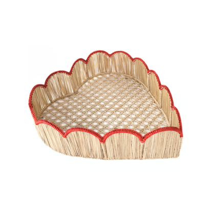 Scalloped Heart Iraca Tray