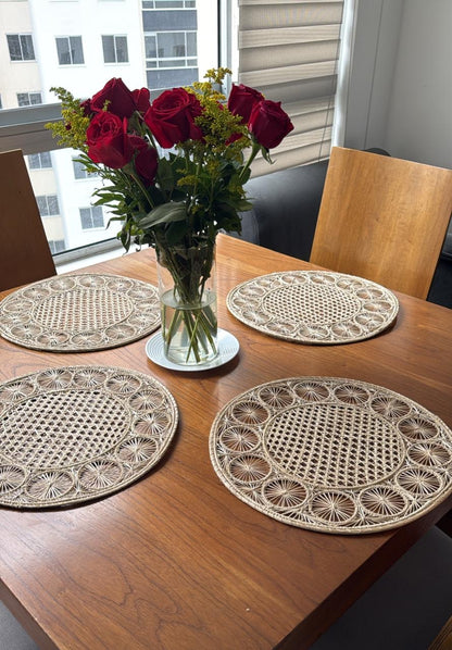 Circles Iraca Placemat
