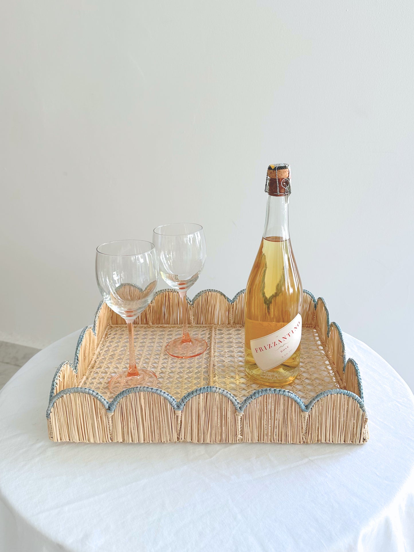 Scalloped Iraca Tray - in Colors