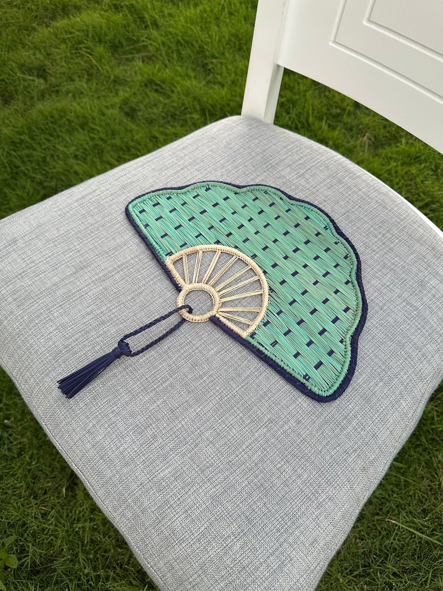 Cabos Iraca Hand Fan