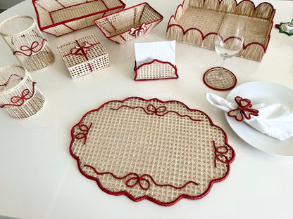Bow Scalloped Iraca Placemat